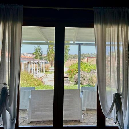 Agriturismo Podere Farnesiana Tarquinia Bagian luar foto