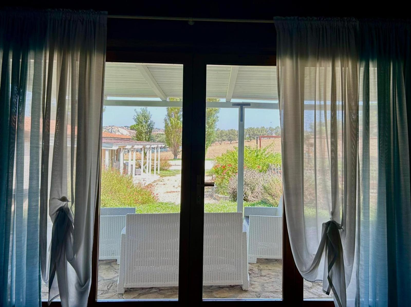 Agriturismo Podere Farnesiana Tarquinia Bagian luar foto