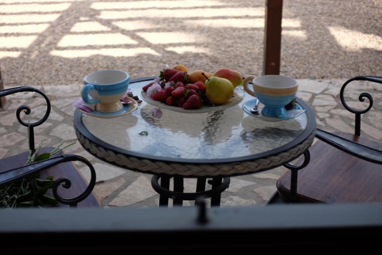 Agriturismo Podere Farnesiana Tarquinia Bagian luar foto